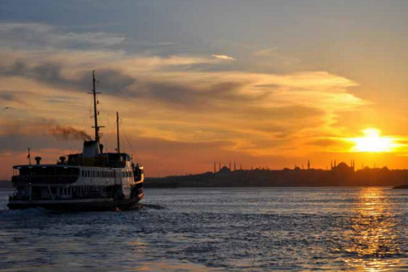 Istanbul - Tramonto sul Bosforo