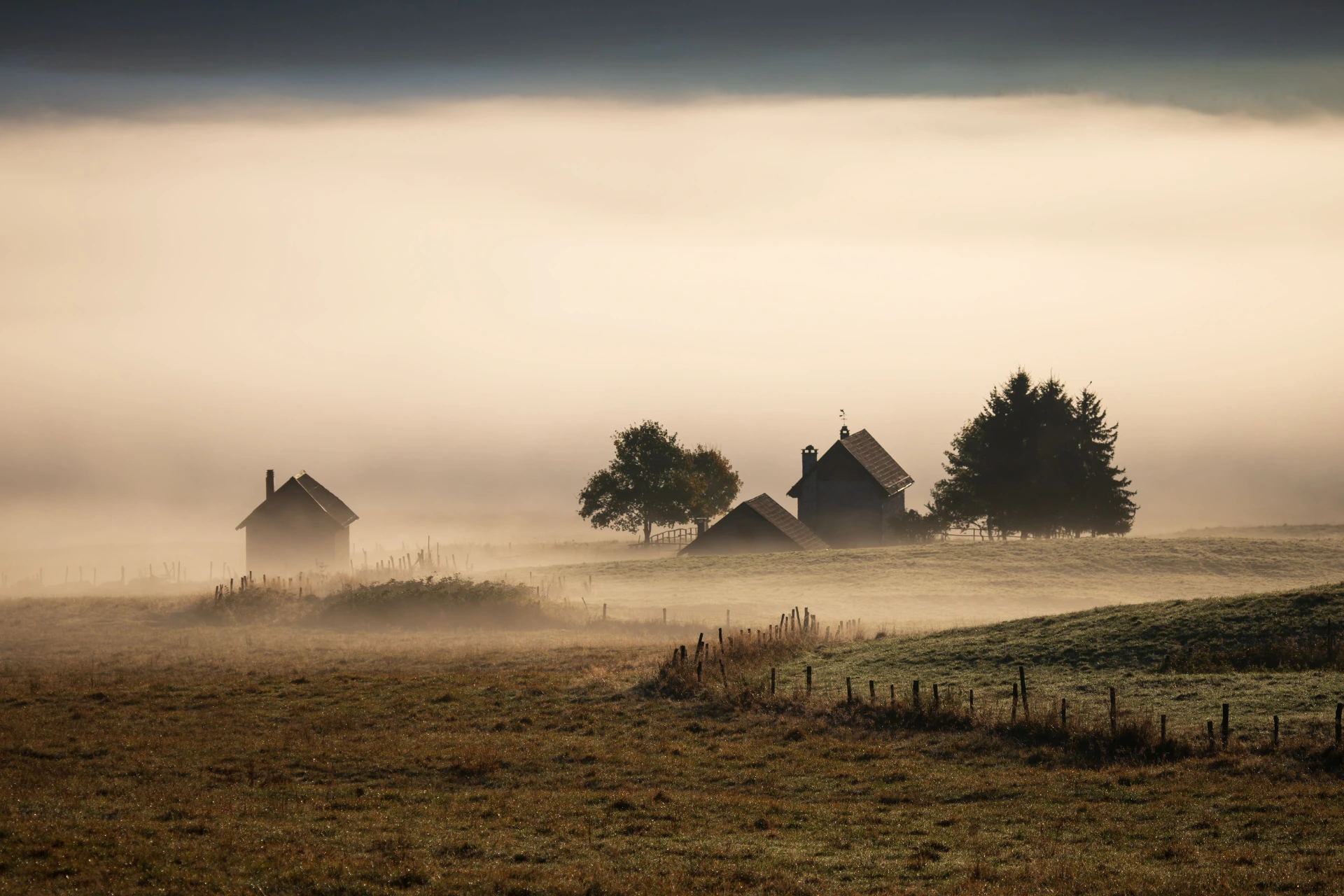 Scatto della fotografa Tita Lorenza Fain che documenta la vita e il paesaggio del Cansiglio.